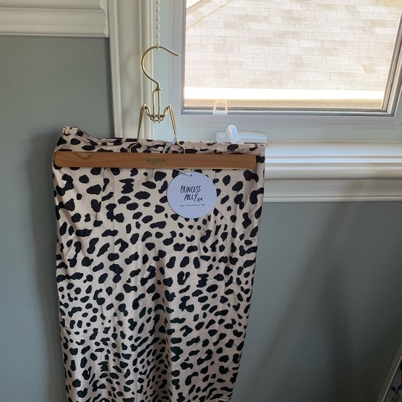 pretty little thing midi skirt - Picture 2 of 2